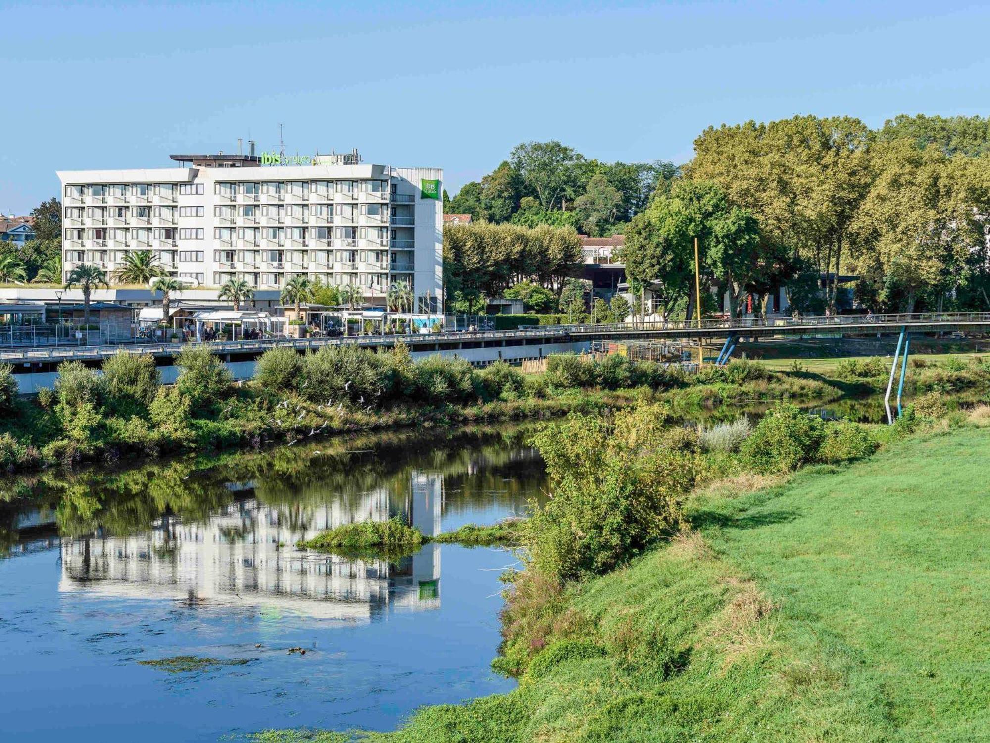 Ibis Styles Dax Centre Hotel Bagian luar foto