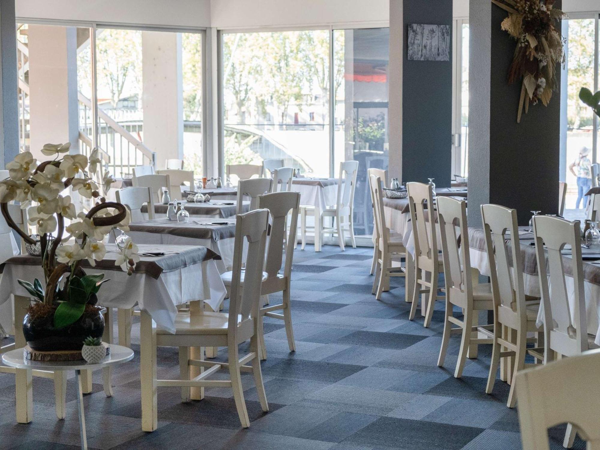Ibis Styles Dax Centre Hotel Bagian luar foto