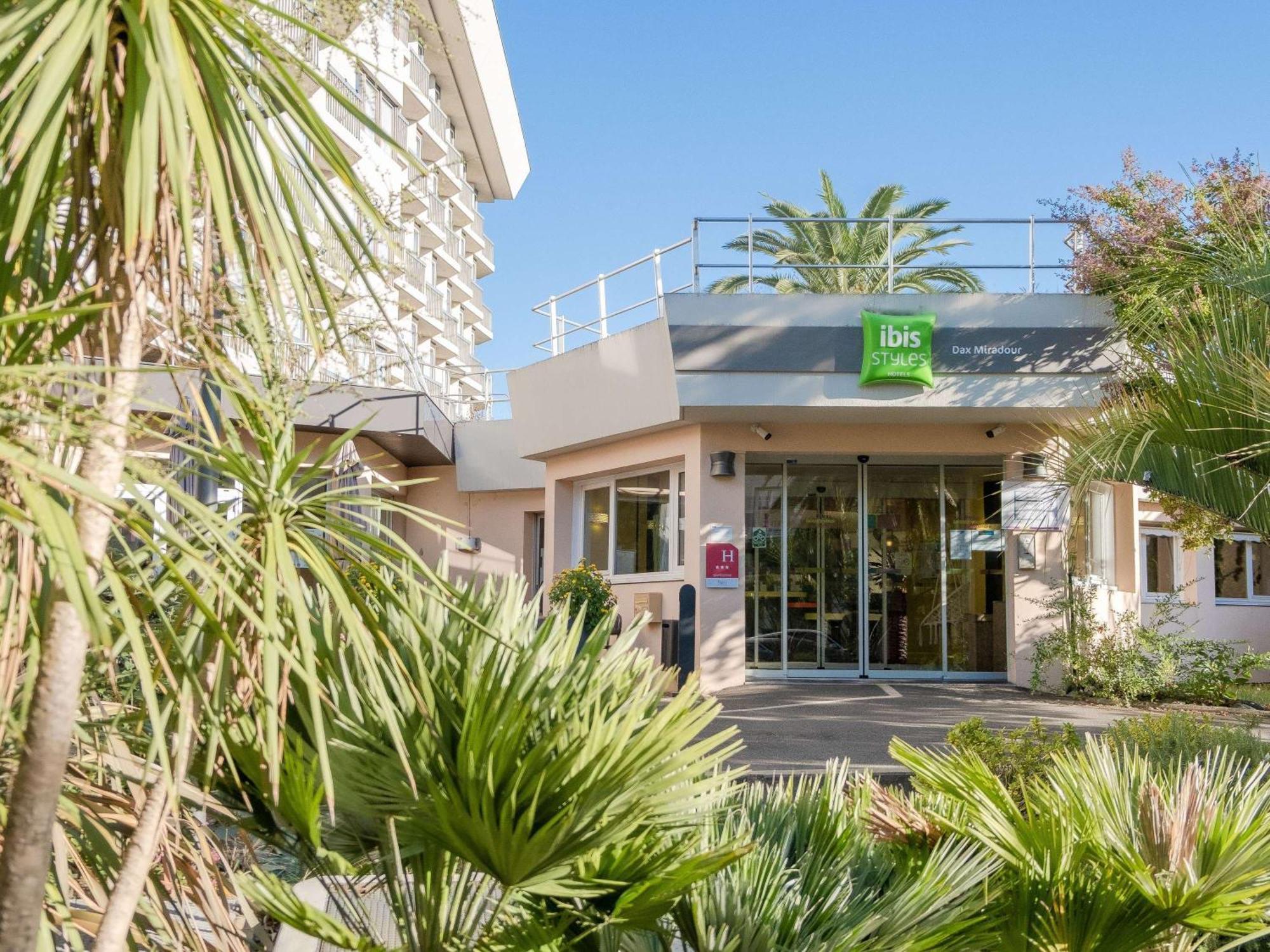 Ibis Styles Dax Centre Hotel Bagian luar foto